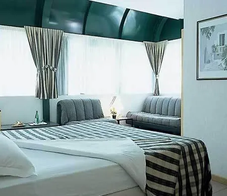 Hotel Aurora