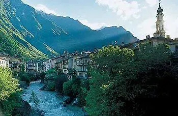 Aurora Chiavenna