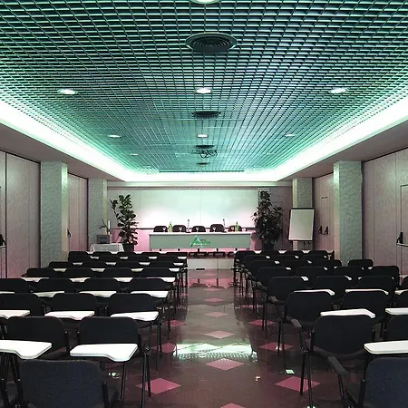 Отель Aurora 3*