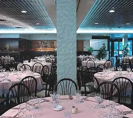 Aurora 3*