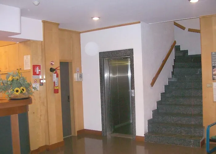Aurora Hotel 3*