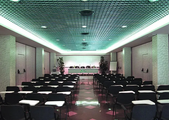 Hotel Aurora 3*